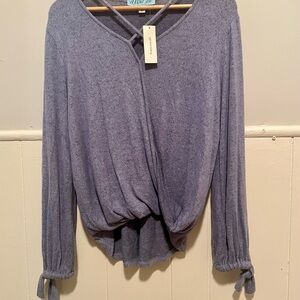 Francesca's Collections Blue Tie Front Long Sleeve Blouse